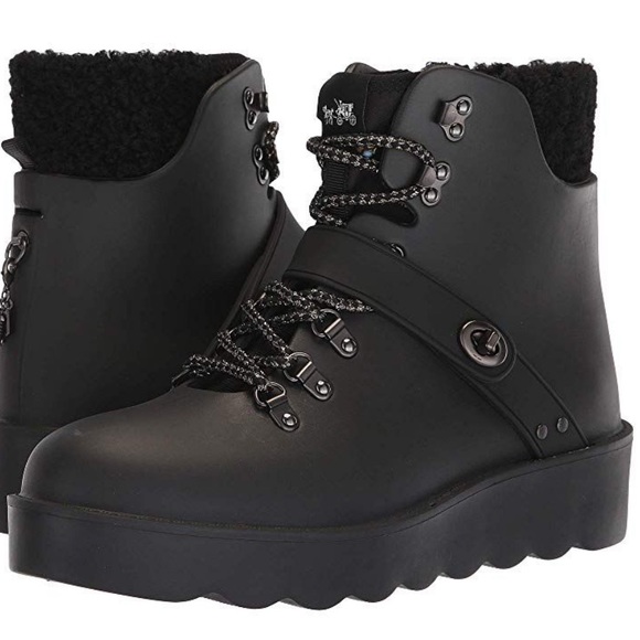 Coach Women’s Urban Waterproof Hiking Boots. 8B